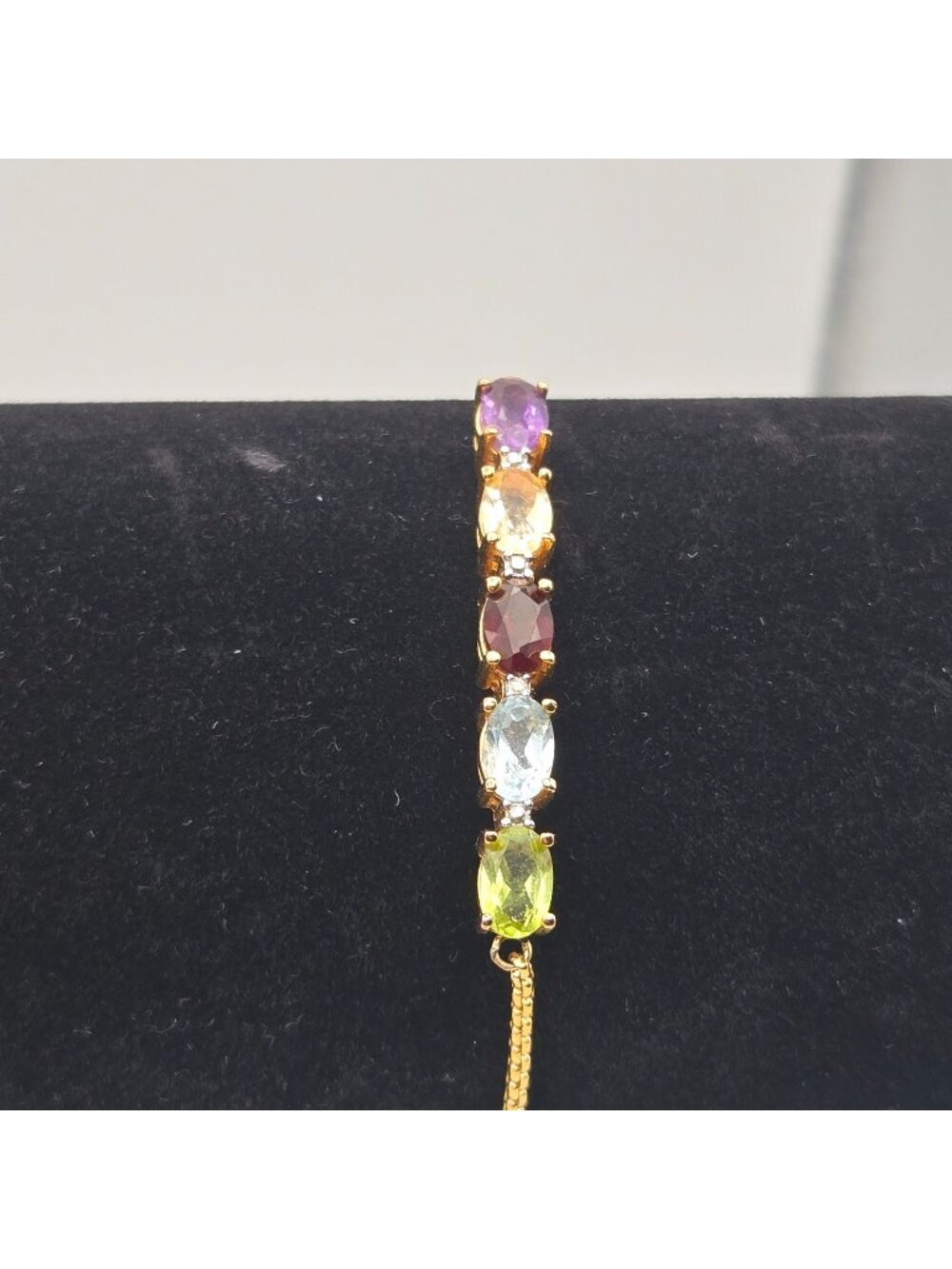 Multi-Stone Gold-Plated Adjustable Chain Bracelet With Vibrant Gemstones